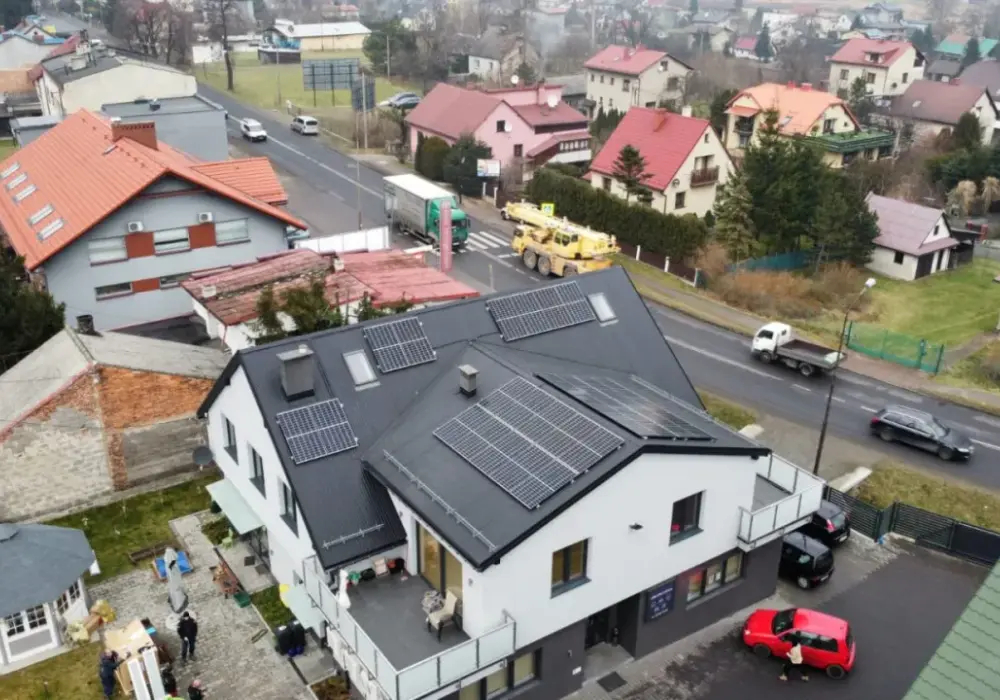 Ile prądu wytwarza instalacja fotowoltaiczna 10 kW? Zaskakujące wyliczenia